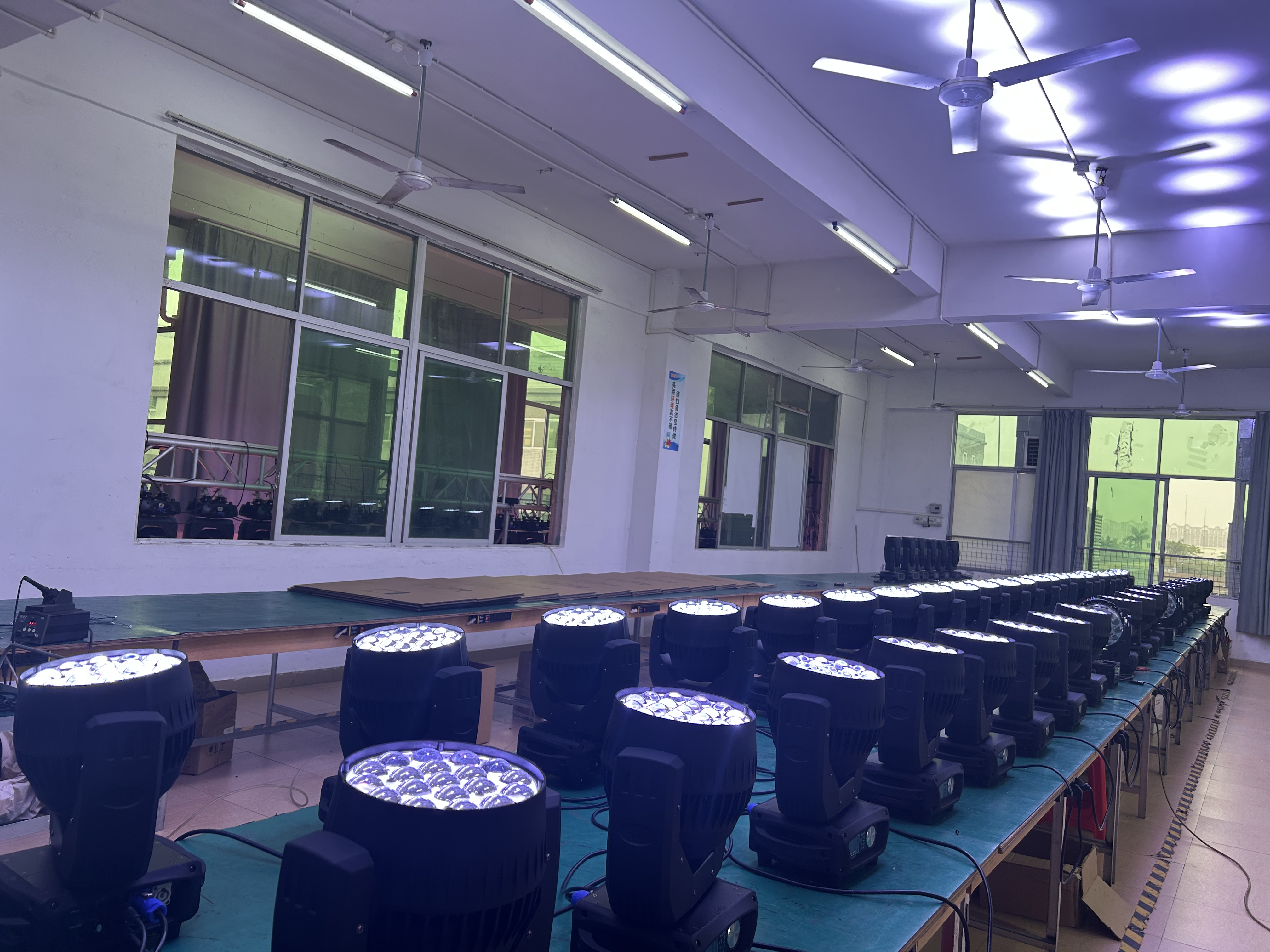 Why More Stages Are Adopting Aura Effect Lighting: Understanding the Core Logic of Modern Atmosphere Design
