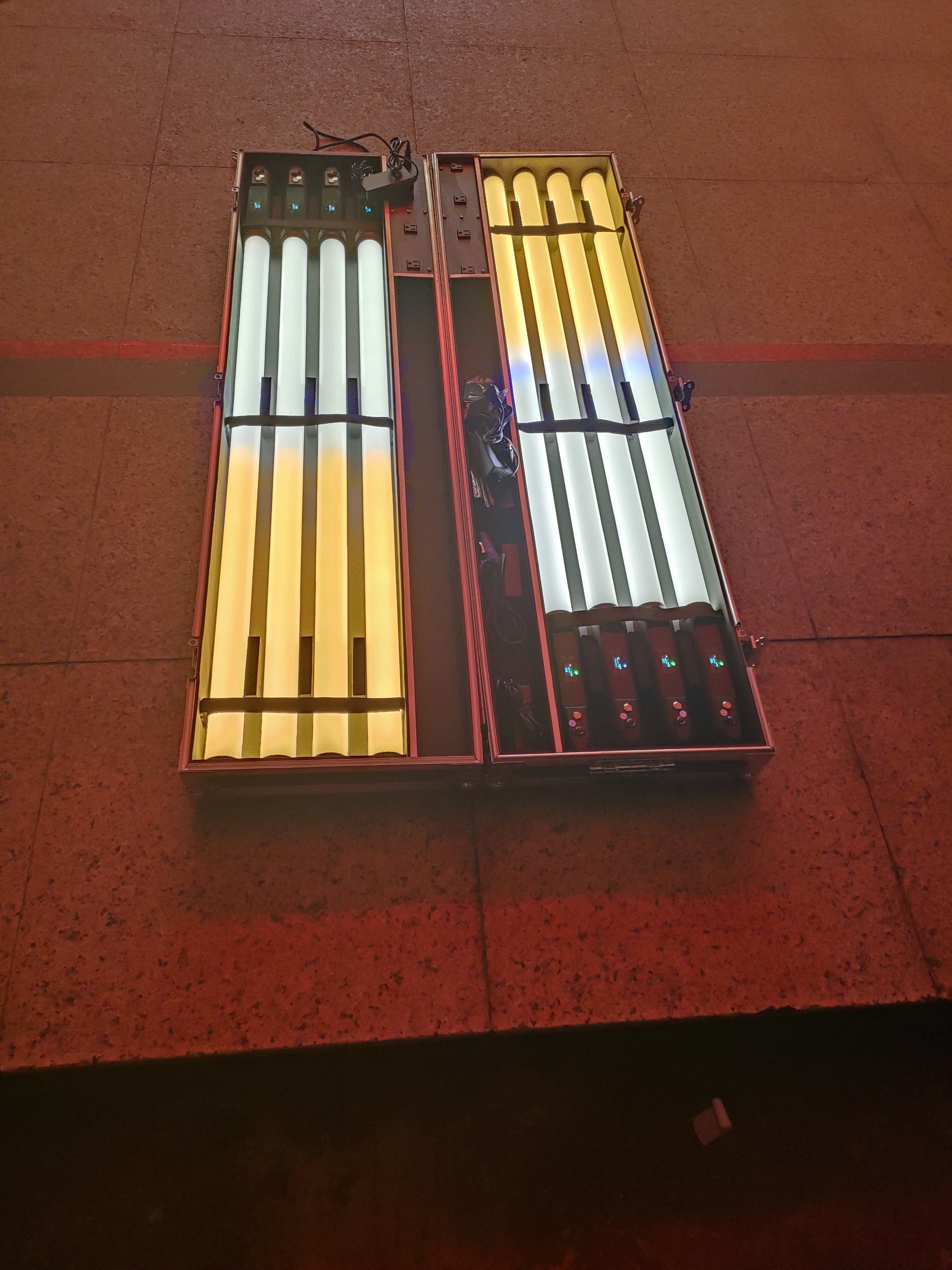 Wireless RGBWA 5in1 Pixel Tube LED Stage Light Bar WIFI APP Control Battery Spotlights for Stage Lighting