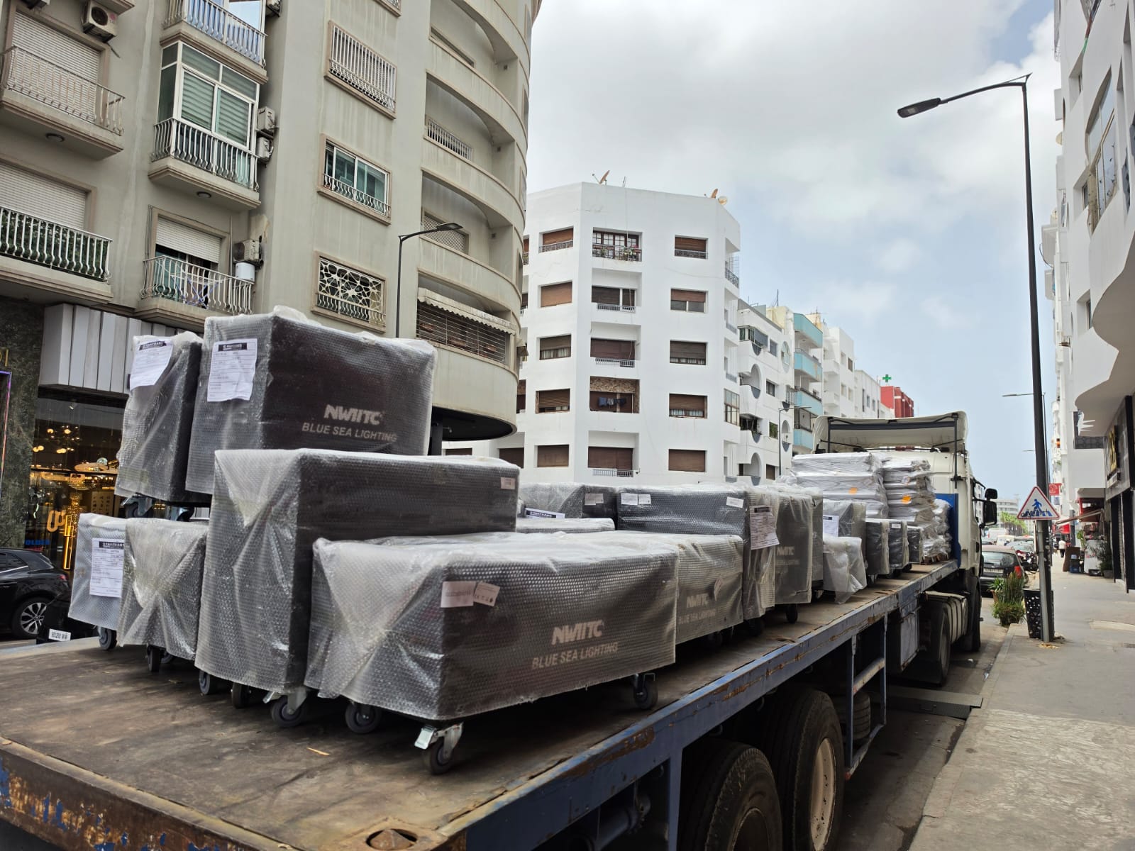 Moroccan Distributor Praises Blue Sea Lighting Quality After Successful First Order Delivery and Long-Term Partnership