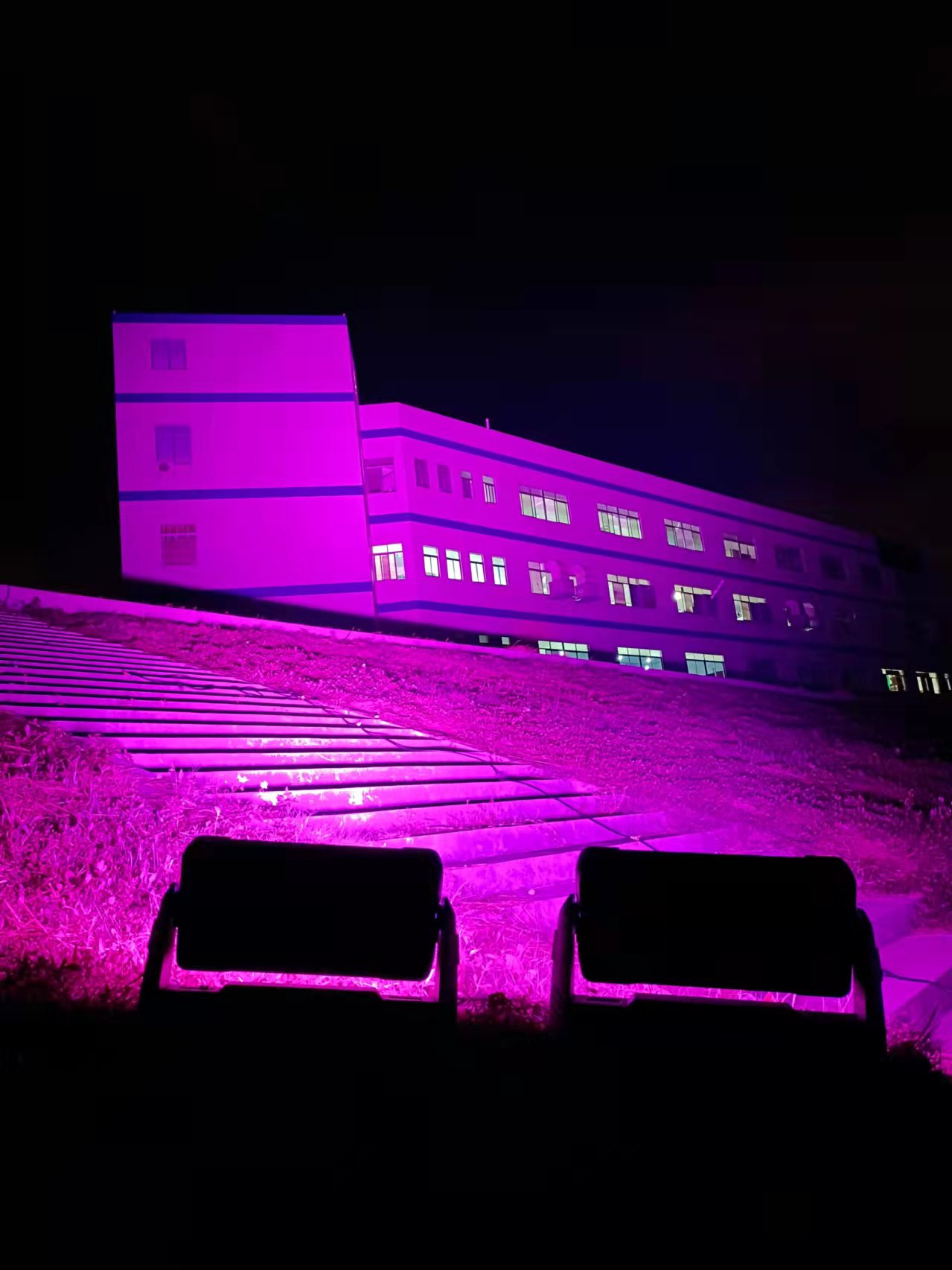 Waterproof IP65   60 Leds X10w Rgbw 4in1  City Color Light
