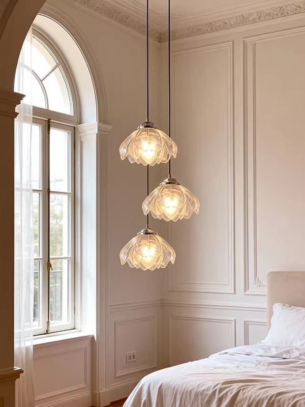Elegant Petal Drop Pendant Lights - 3 Heads