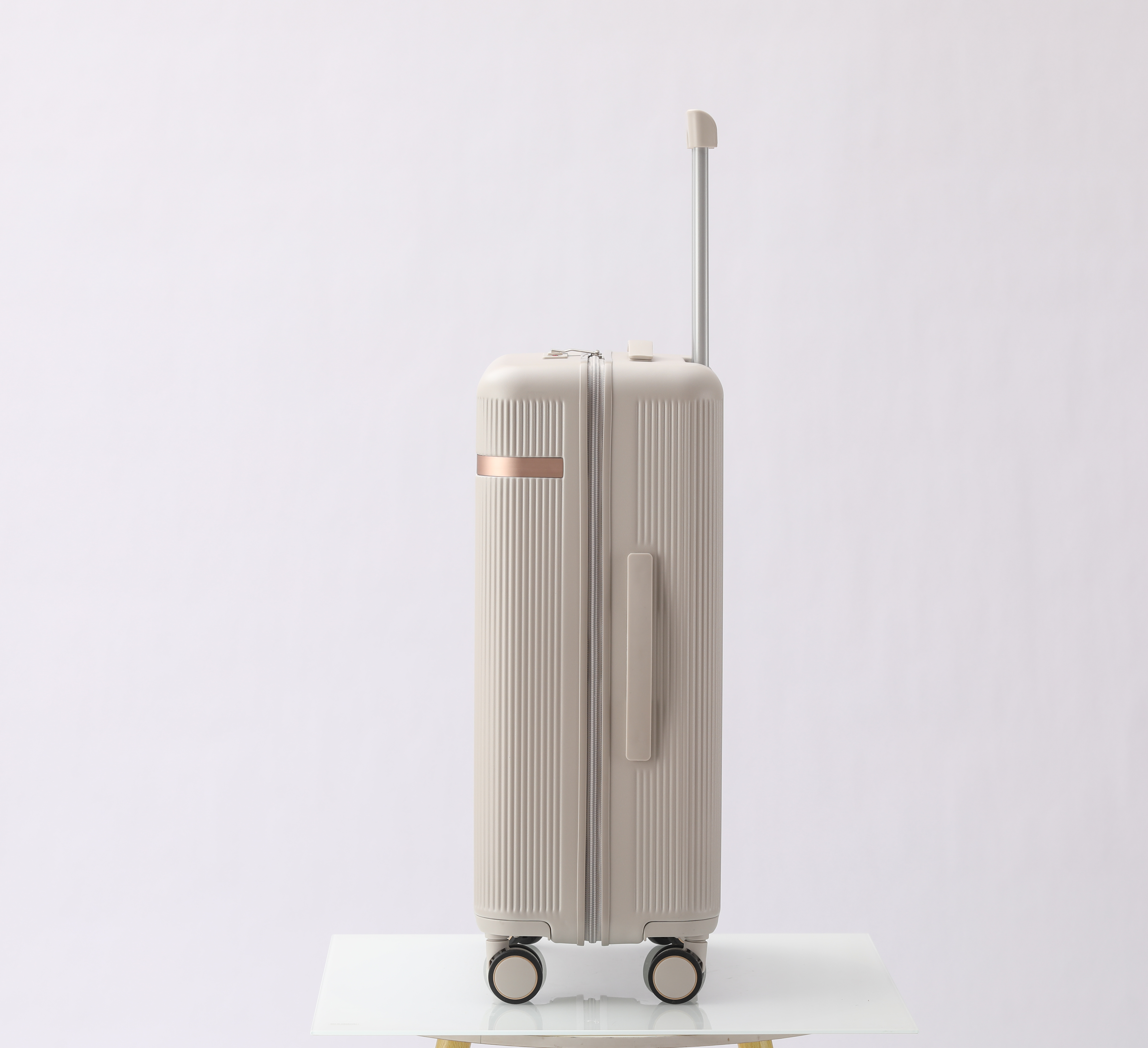 Lightweight Expandable Hard Shell Spinner Carry On Luggage