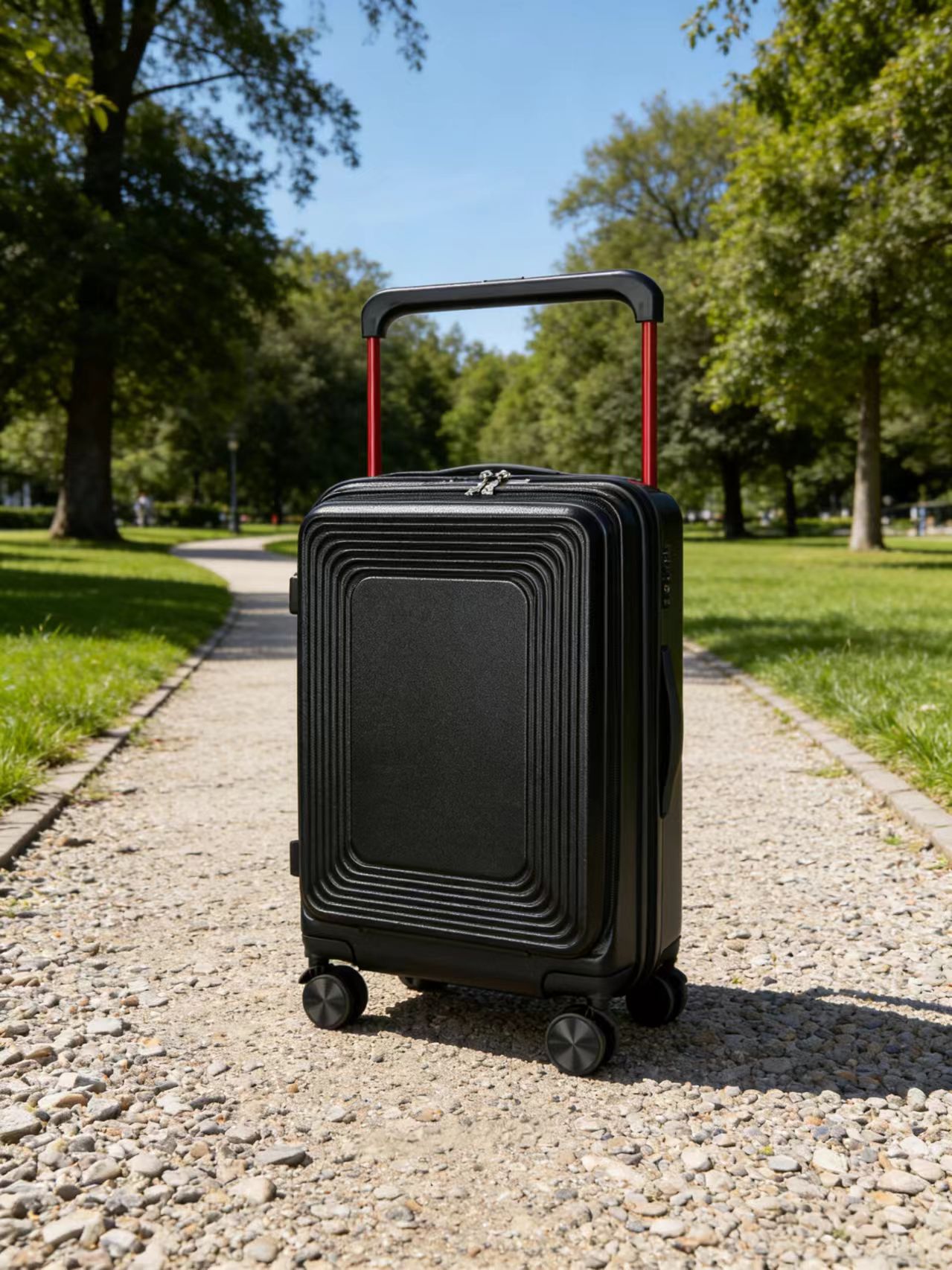 OEM Lightweight Large Capacity Hard Shell Luggage Set with Front laptop Pocket