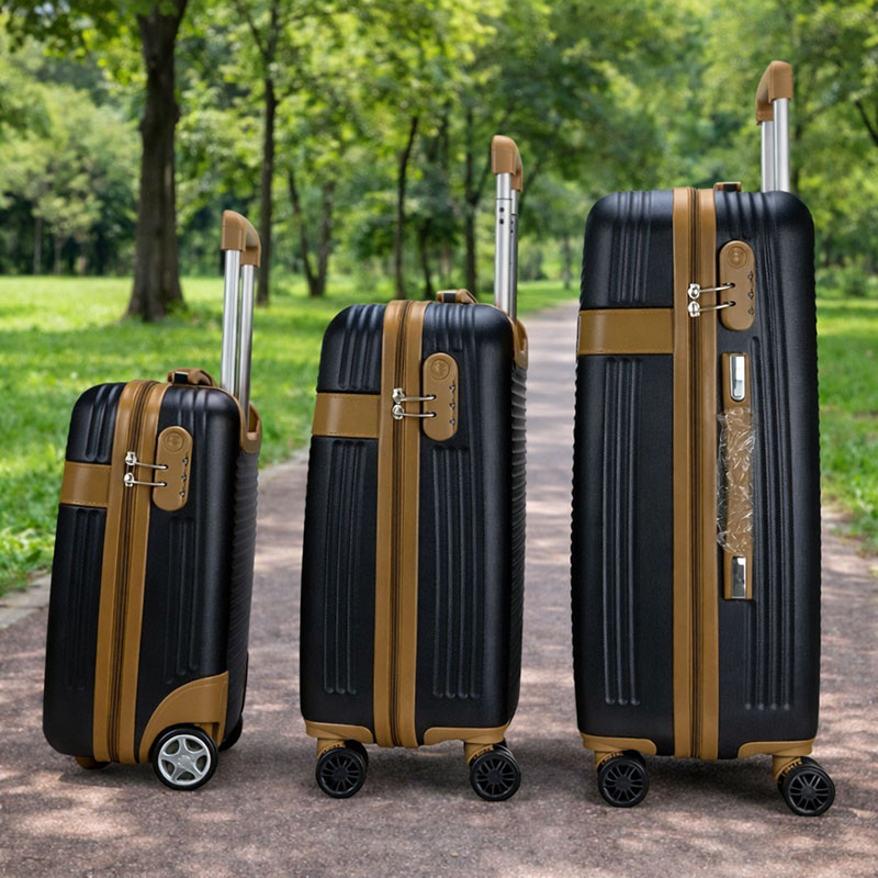 hard shell luggage set with 360 spinner wheels,side view