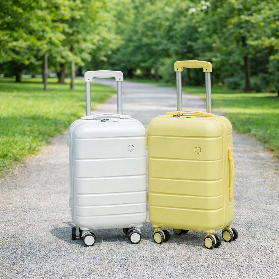 Lightweight Spinner Carry On Hard Shell Travel Luggage