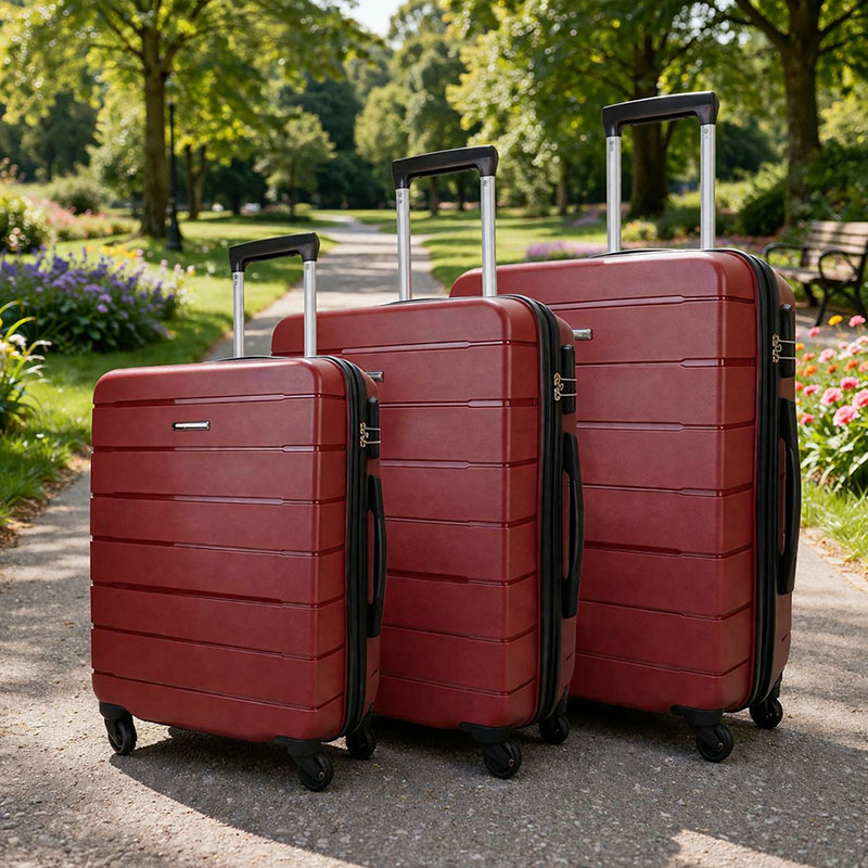lightweight hard shell luggage set in wine red lightweight hard shell luggage set in wine red