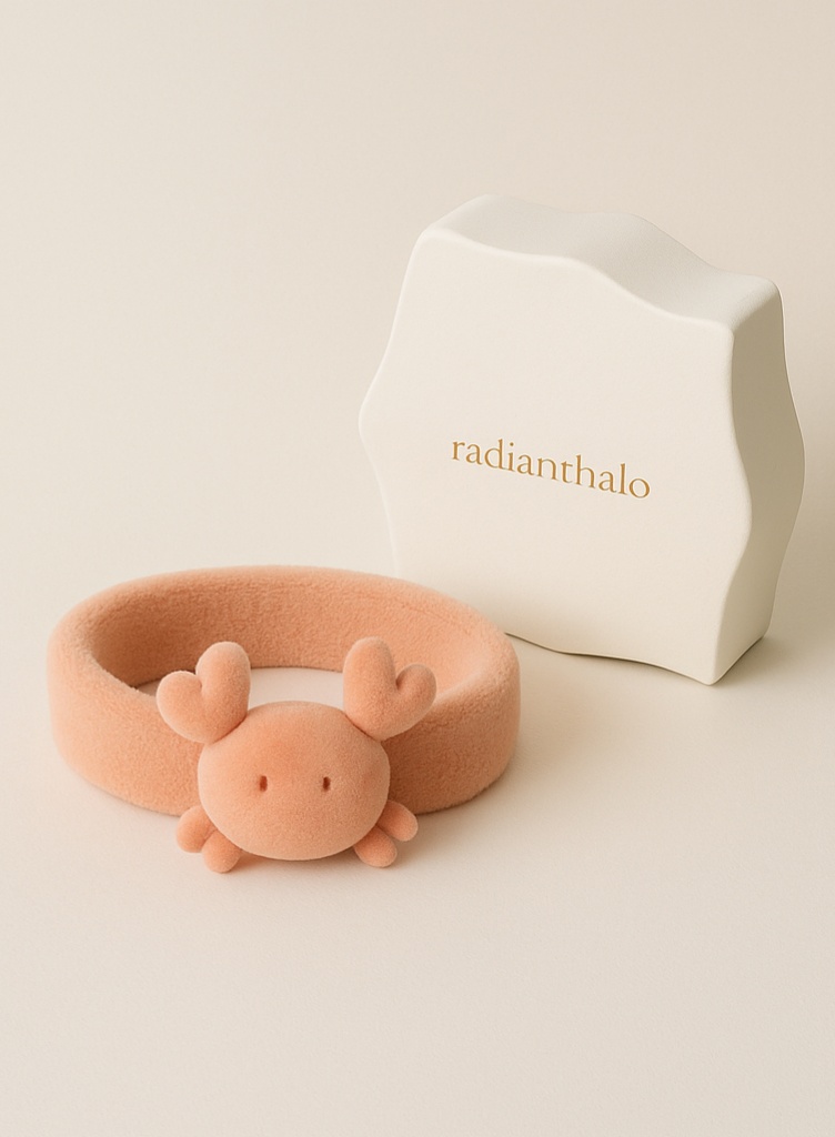 Crab Baby Headband: Fun and Cozy for Baby Photoshoots