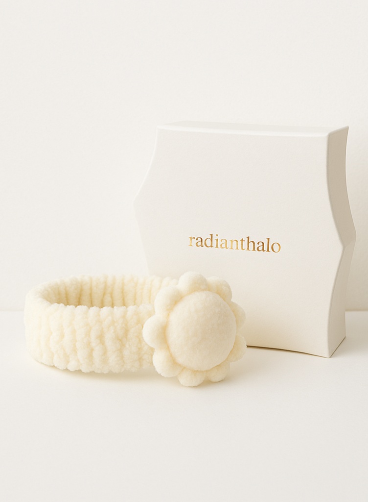 Flower Baby Headband: Playful and Chic for Baby Photoshoots