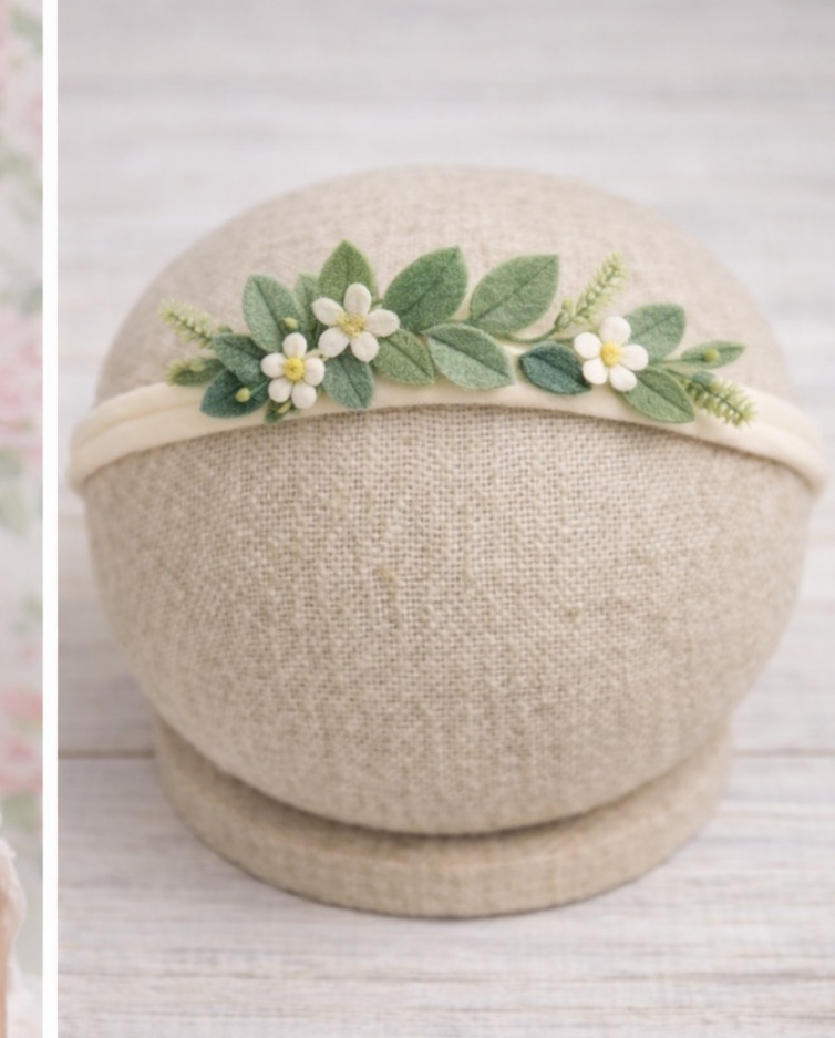 Diadema Floral para Bebé - Diseño de Flores Blancas y Verdes