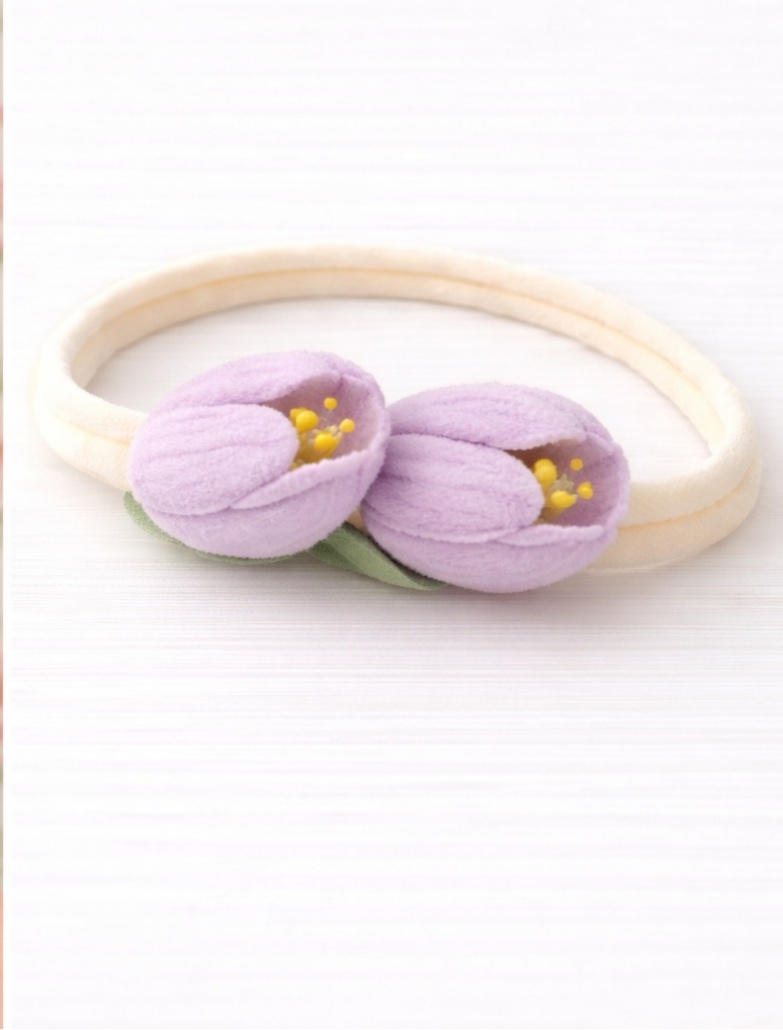 Zarte Fliederblüten Baby Haarband