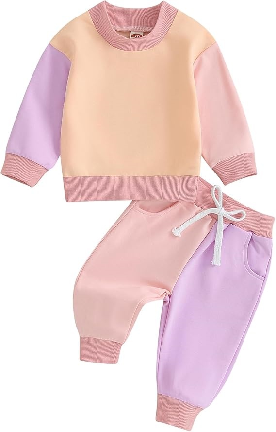 Tenue bébé colorblock pastel – un incontournable B2B pour associer confort et tendance