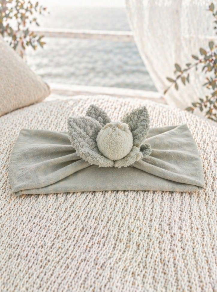 OEM Soft Green Floral Bud Baby Headband for Newborn Photography and Gift Programs
