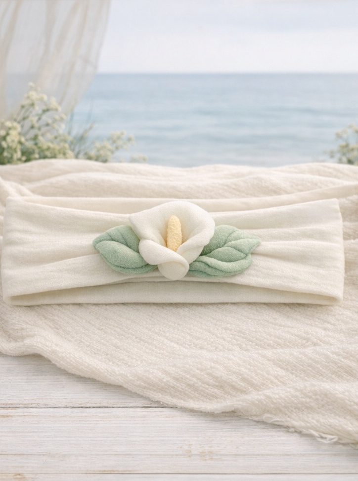 Custom White Flower Baby Headband with Soft Elastic Band for Infant Fashion Collections