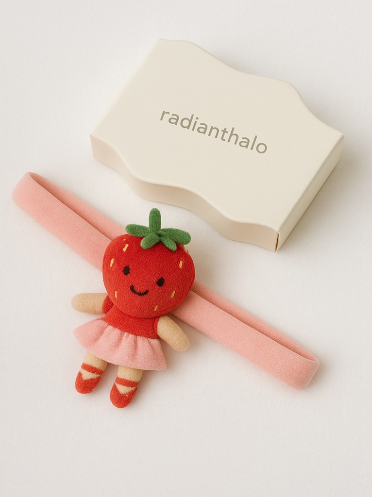 Fashionable Baby Headbands with Cute Plush Characters for Stylish Baby Photos