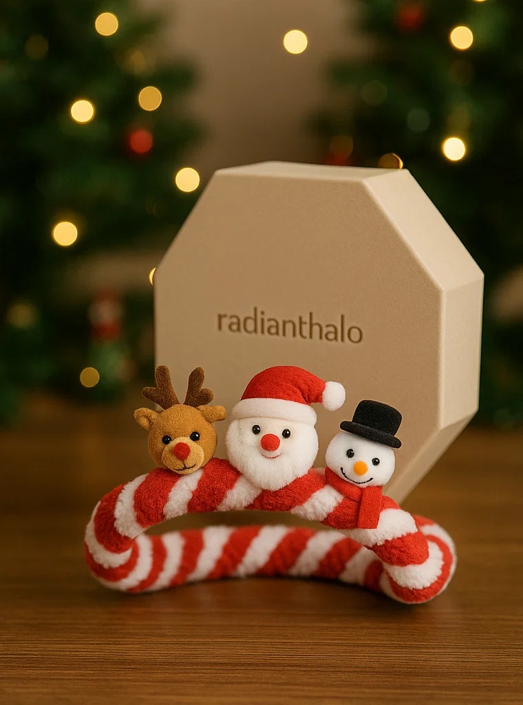 Bandeaux doux pour bébé avec des figurines de Noël adorables.