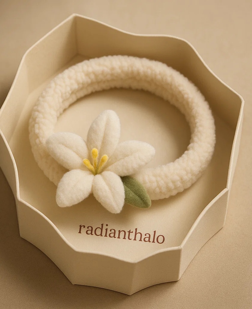 Stylish and Soft Baby Headbands with Flower Embellishments for Retailers