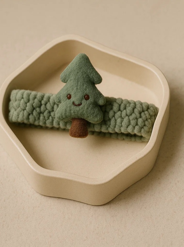 Pinecone Crochet Baby Headband for Natural Style