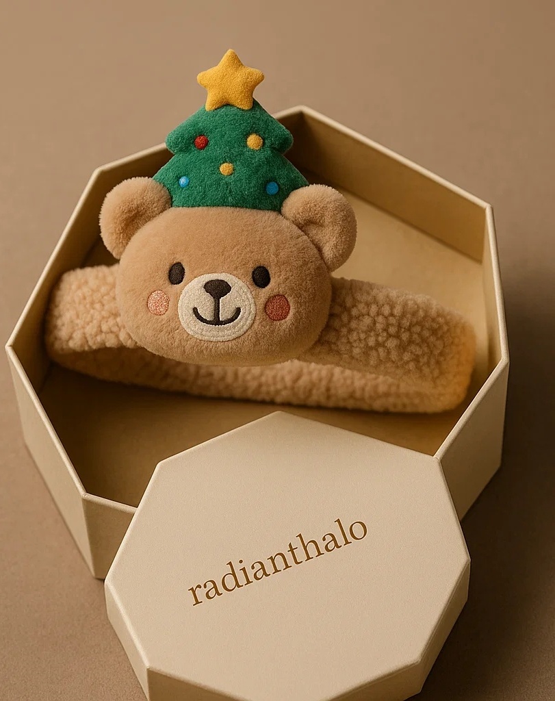 Christmas Tree Bear Baby Headband – Cute and Playful for the Holiday Season