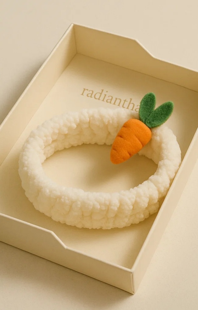 Cute Carrot Twist: Plush Baby Headband with Removable Carrot Detail
