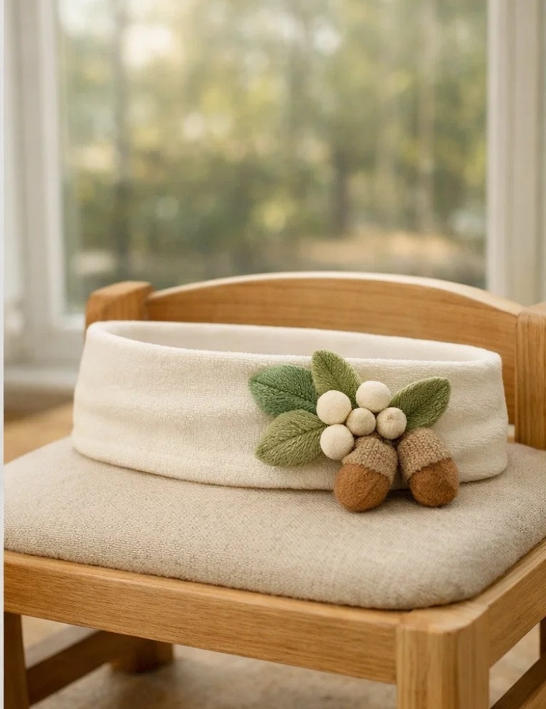 Faixa para bebê com bolinhas naturais – Charme delicado para kits B2B e revenda