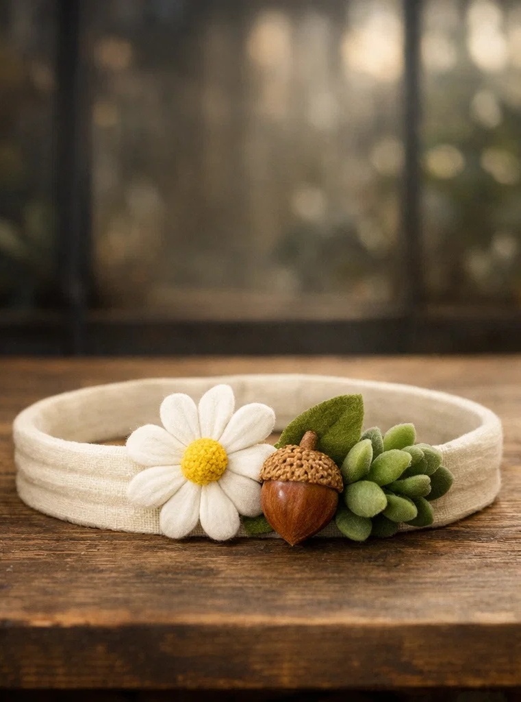 Von B2B-Käufern bevorzugtes Baby-Stirnband mit Gänseblümchen und Eichel-Akzent für Boutique-Kollektionen