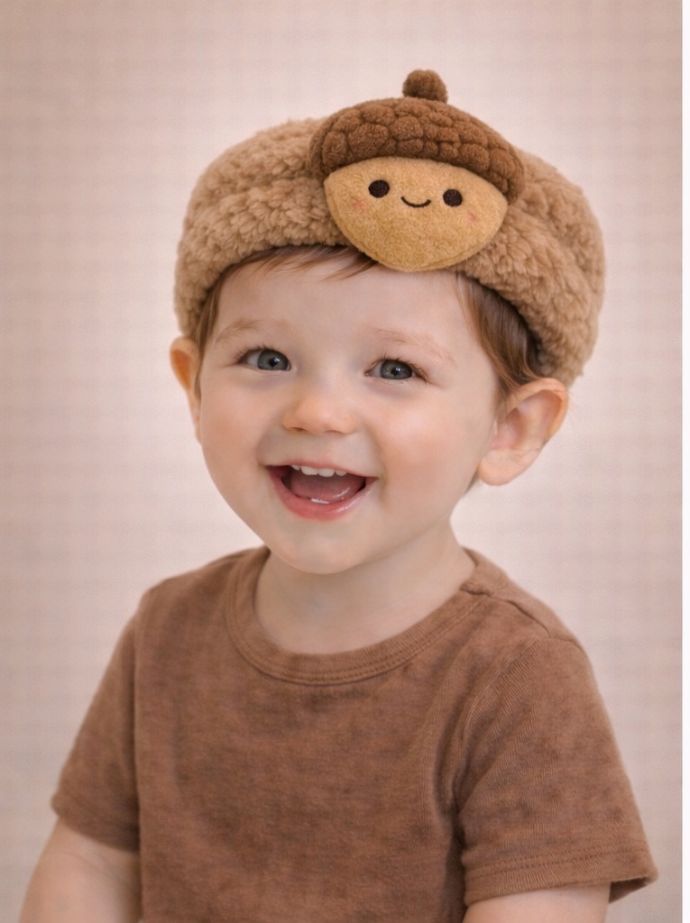 Bandeau bébé avec gland 3D – doux et amusant pour l'automne