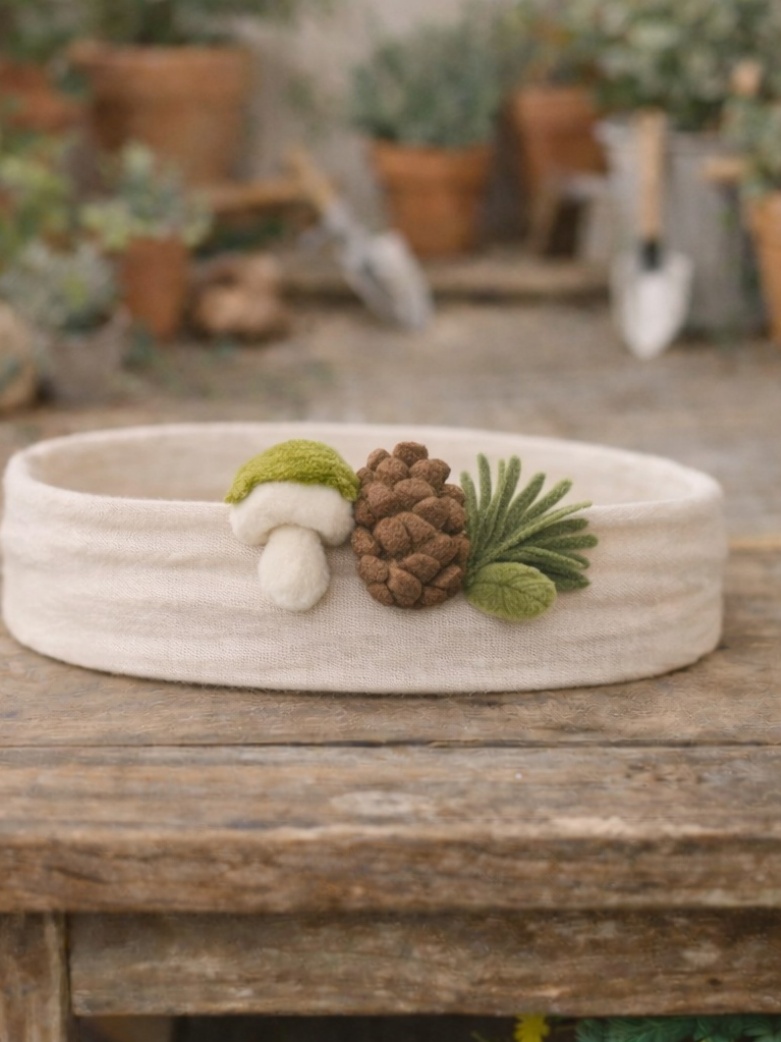 Pinecone Forest Baby Headband – Nature Inspired Newborn Hairband