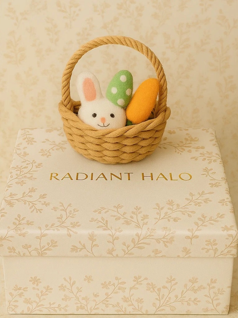 Tiara de Páscoa para Bebê com Coelho de Pelúcia e Ovo Verde