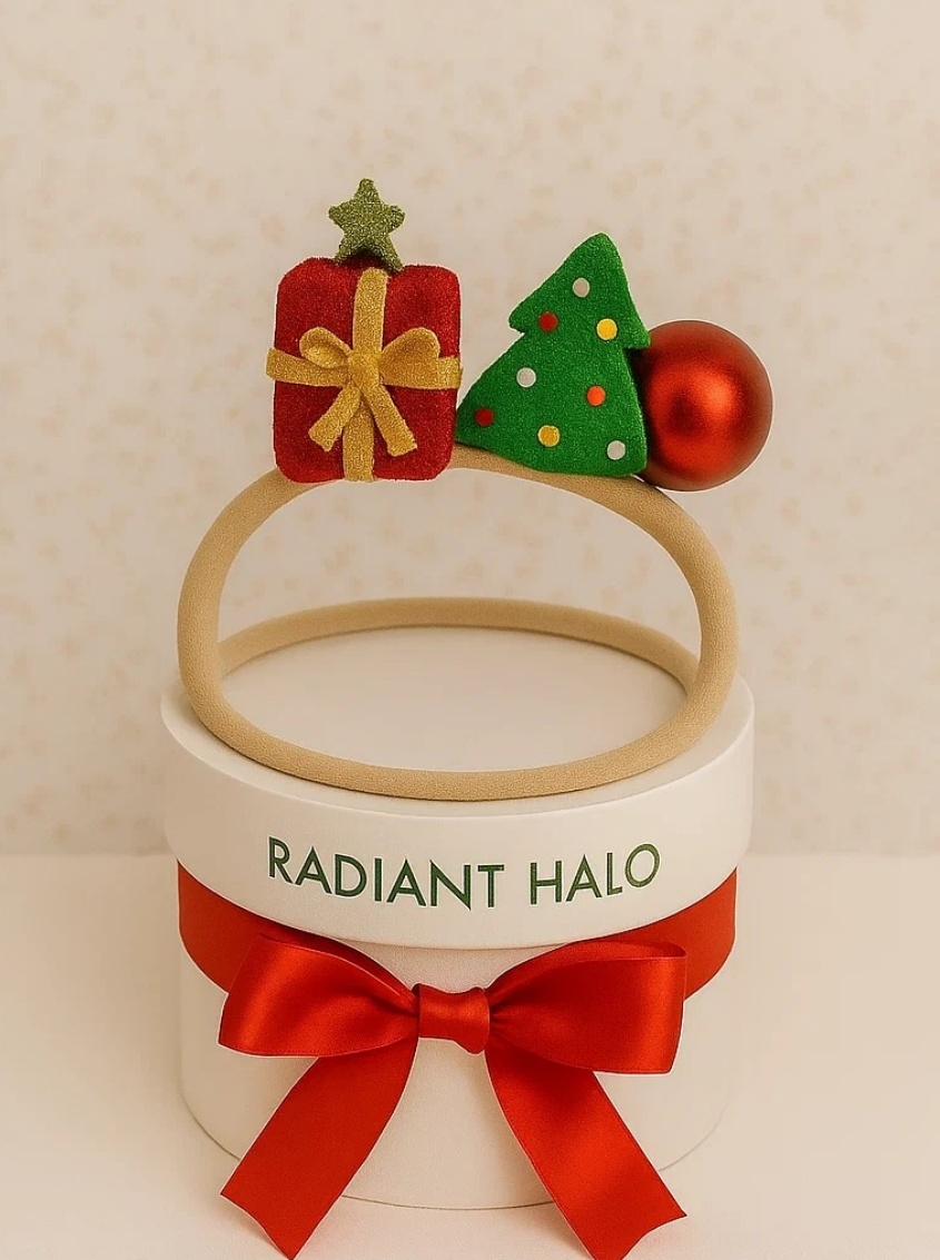 Weihnachtliches Baby-Stirnband mit Tannenbäumen und Geschenk – Festlicher Foto-Look