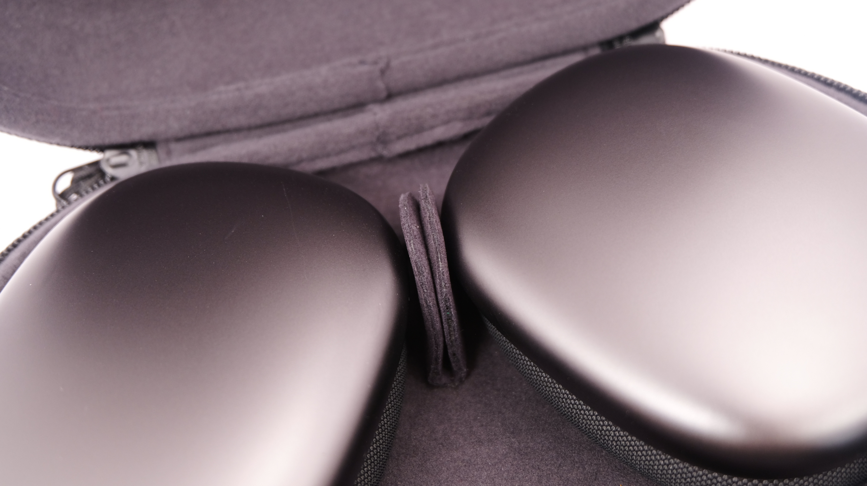Custom EVA Hard Shell Carry Case for Headphones