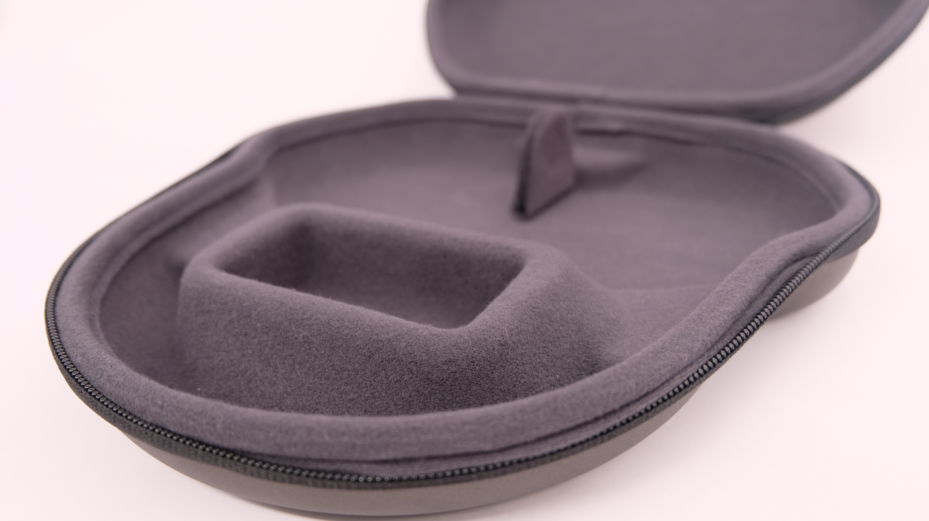 Custom EVA Hard Shell Carry Case for Headphones