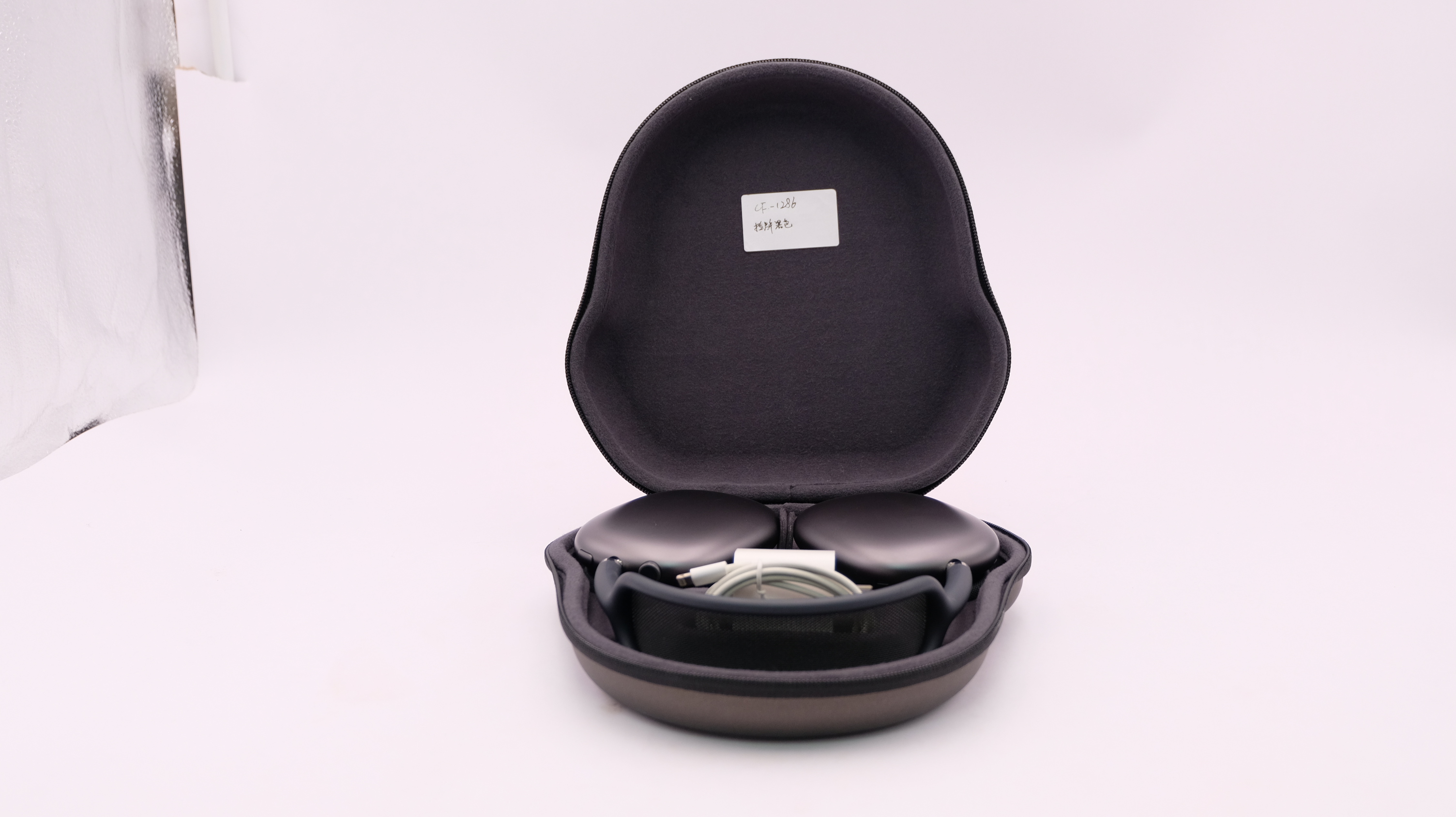 Custom EVA Hard Shell Carry Case for Headphones