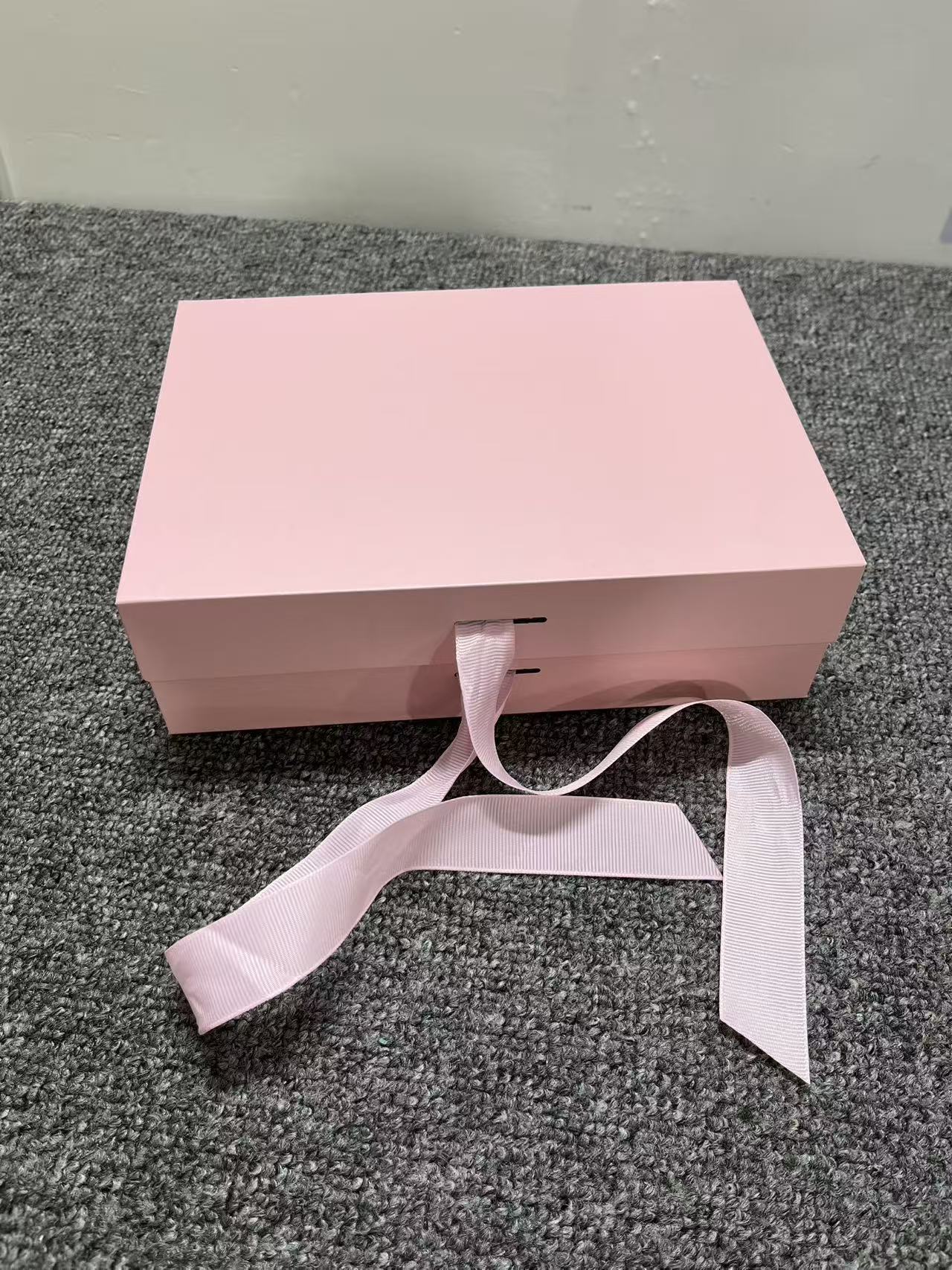 Foldable Luxury Custom Perfume Fragrance Bottles Packing Foldable Magnetic Cardboard Closure Flat Rigid Perfume Paper box
