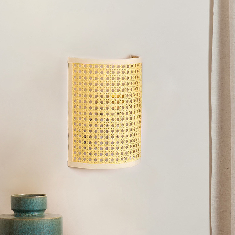 Rattan Woven Wall Lamp – Handcrafted Semi-Circular Cane Sconce Light for Cozy Interiors