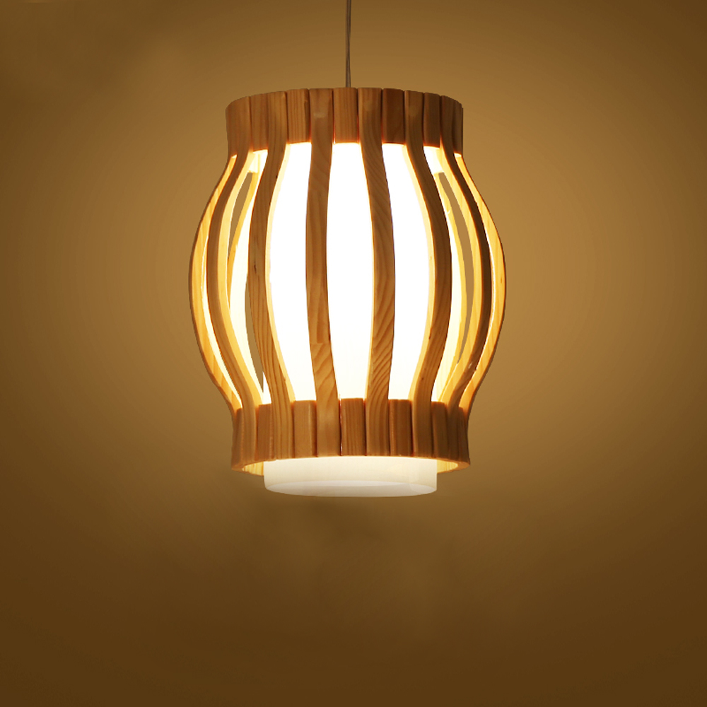 Natural Rattan Teardrop Pendant Light