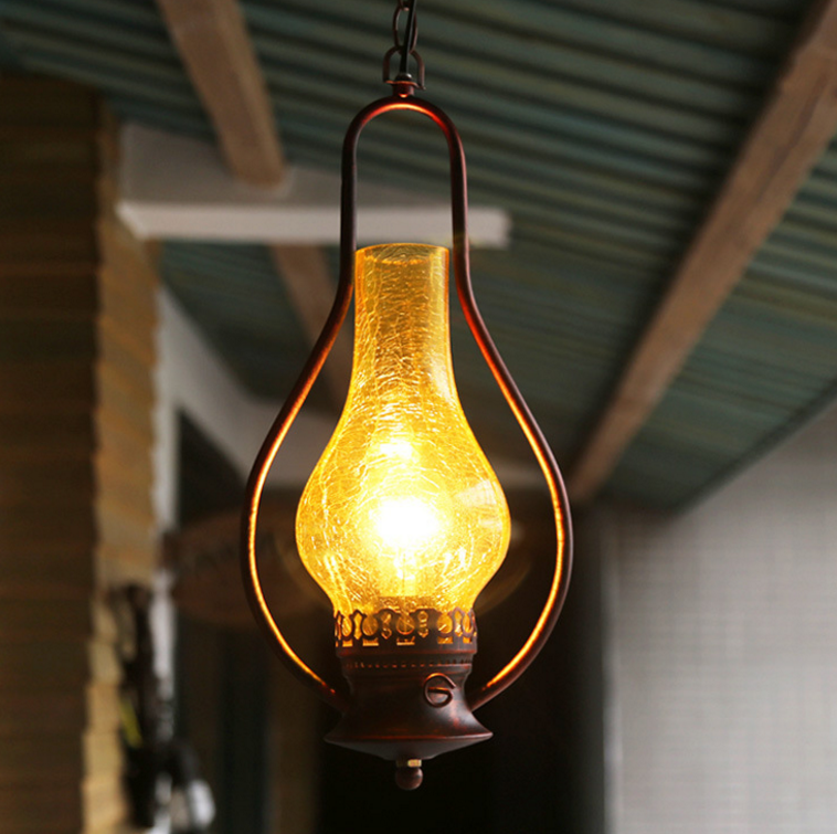 Antique Lantern Glass Pendant Light – Classic Hanging Lamp for Restaurant & Dining Interiors