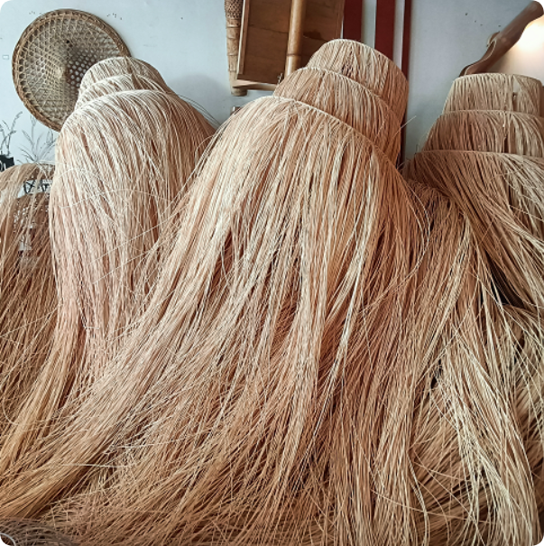 Handmade Natural Grass Tasseled Pendant Light Boho Dome Chandelier for Living Room & Restaurant