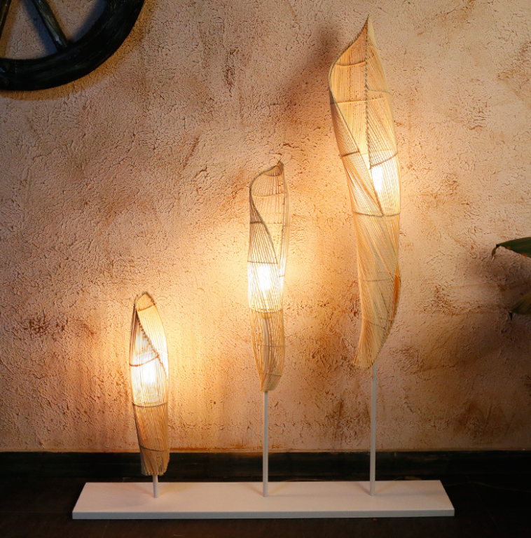 Natural Bamboo Leaf Floor Lamp – Handcrafted Minimalist Lighting