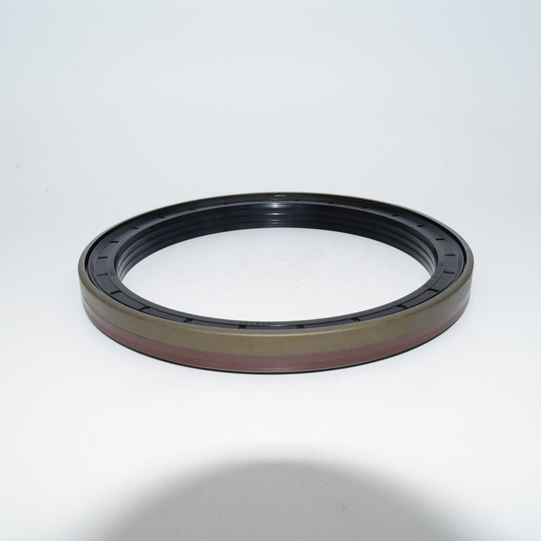 Combine Harvester Oil Seals Failure Analysis & Maintenance Best Practices