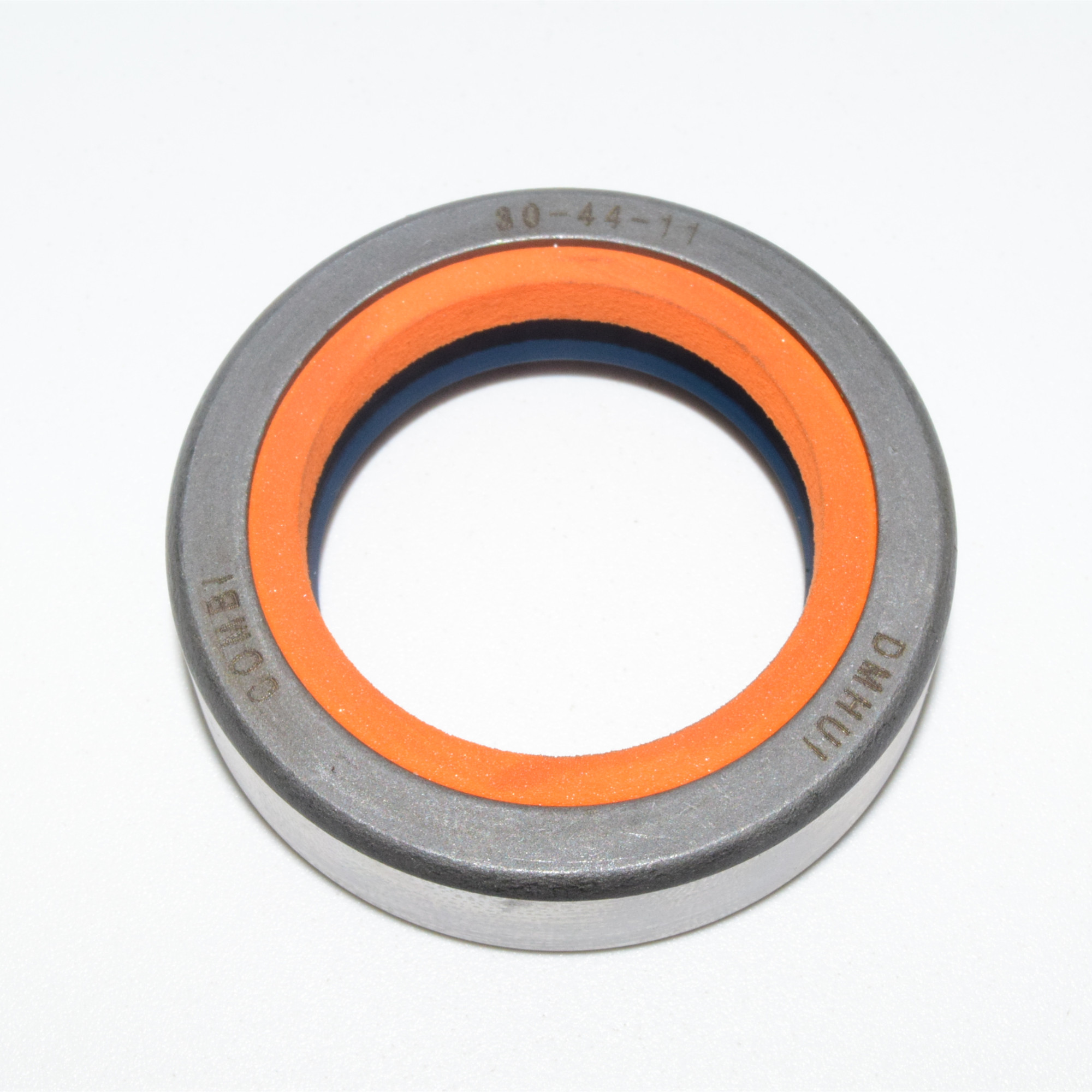 Heavy-Duty Agricultural Machinery Oil Seals for Large-Scale Forage Harvester Shafts