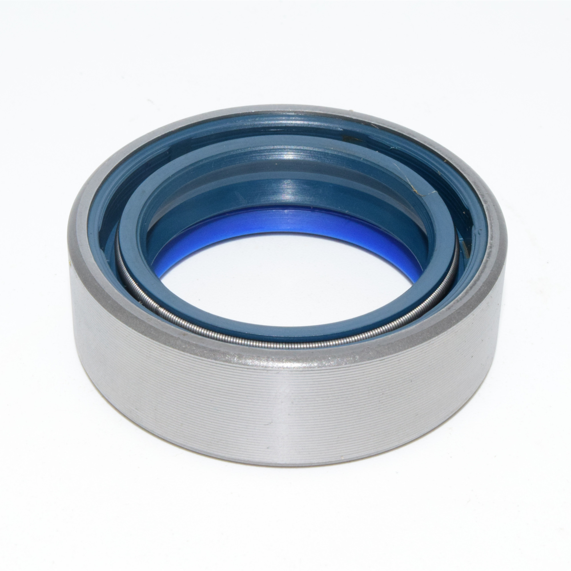 Multi-Component Sealing Radial Shaft Seals for Industrial Performance