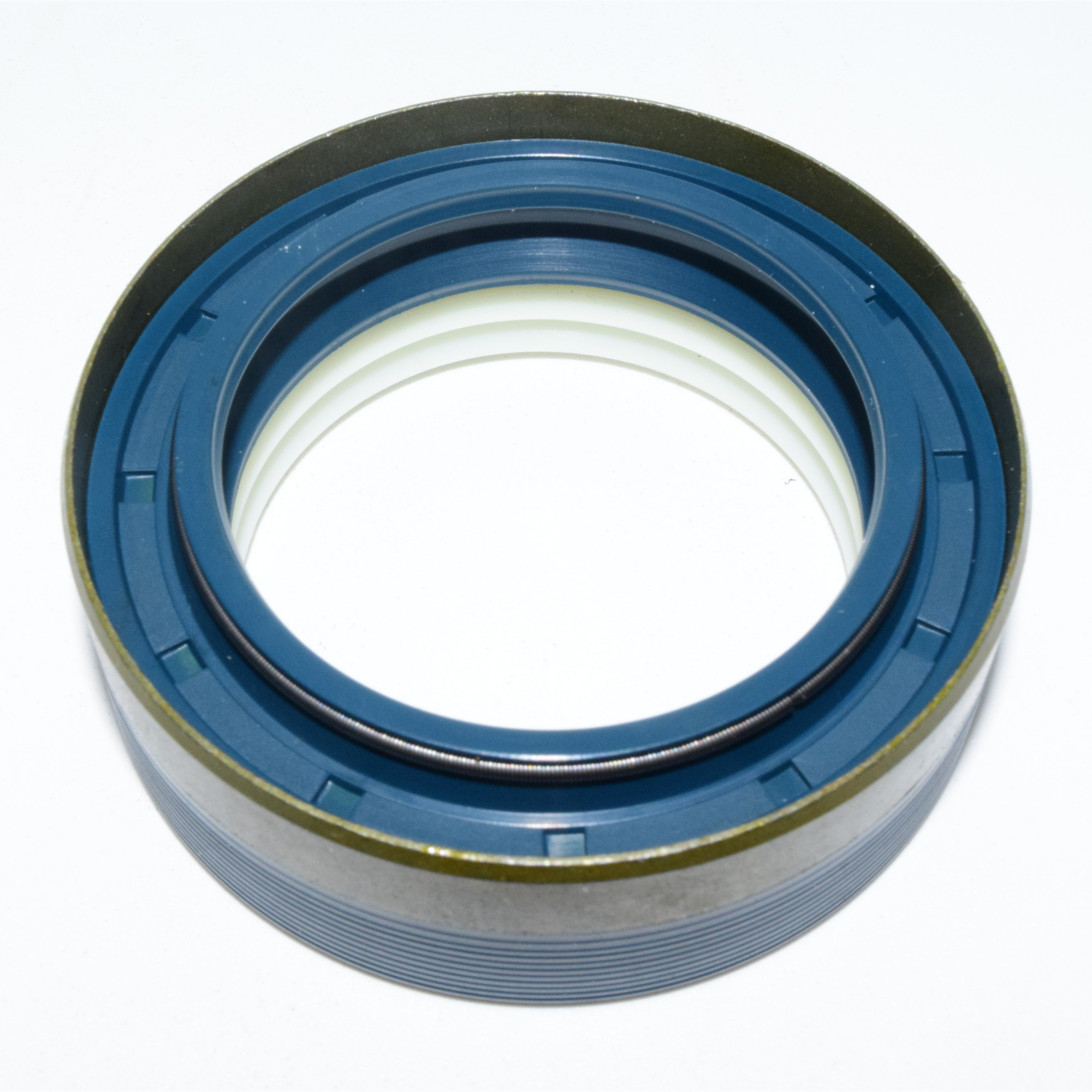 Prevent Oil Leaks with High-Quality Combine Harvester Seals
