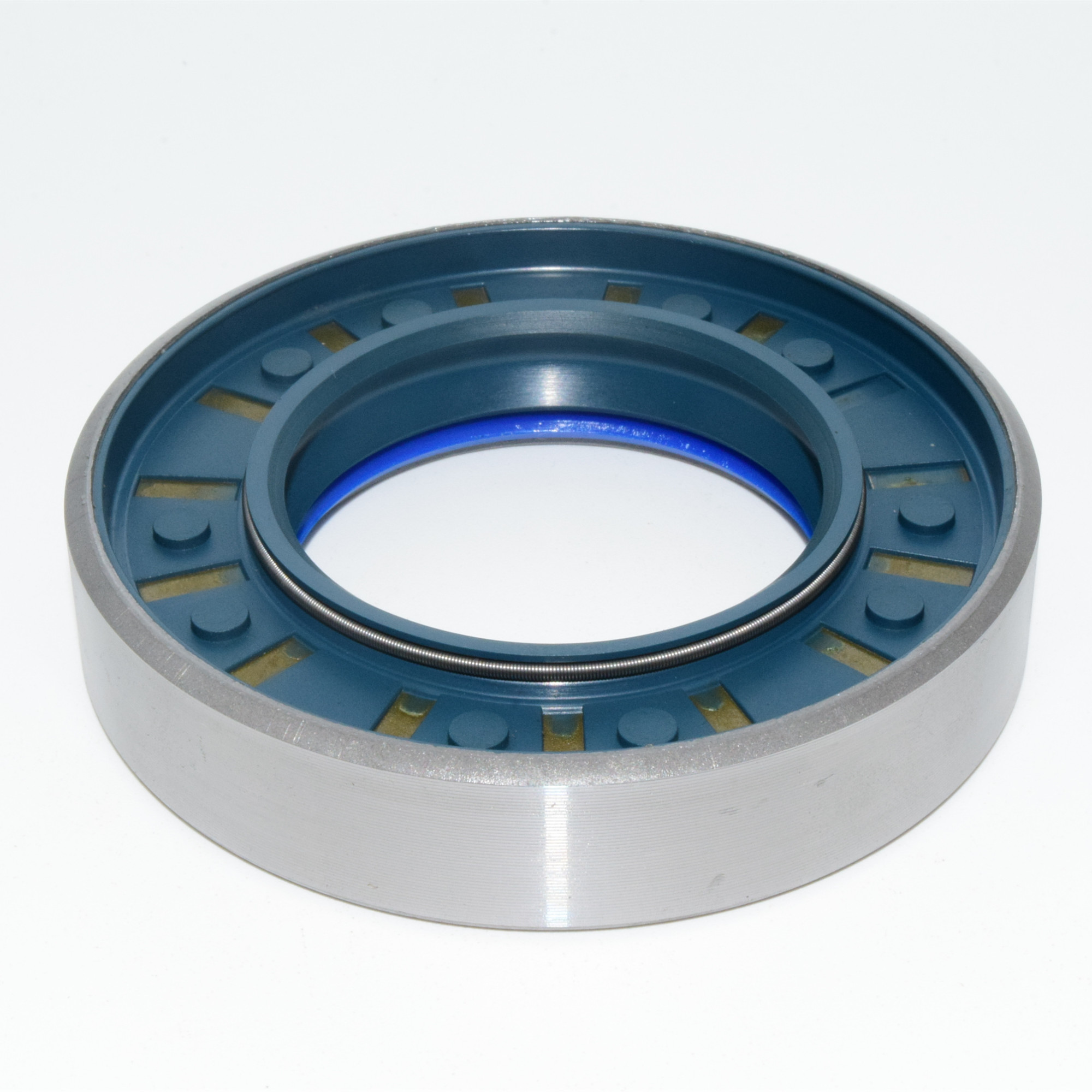 Cassette Seal Applications in Heavy Duty Agricultural Machinery Systems