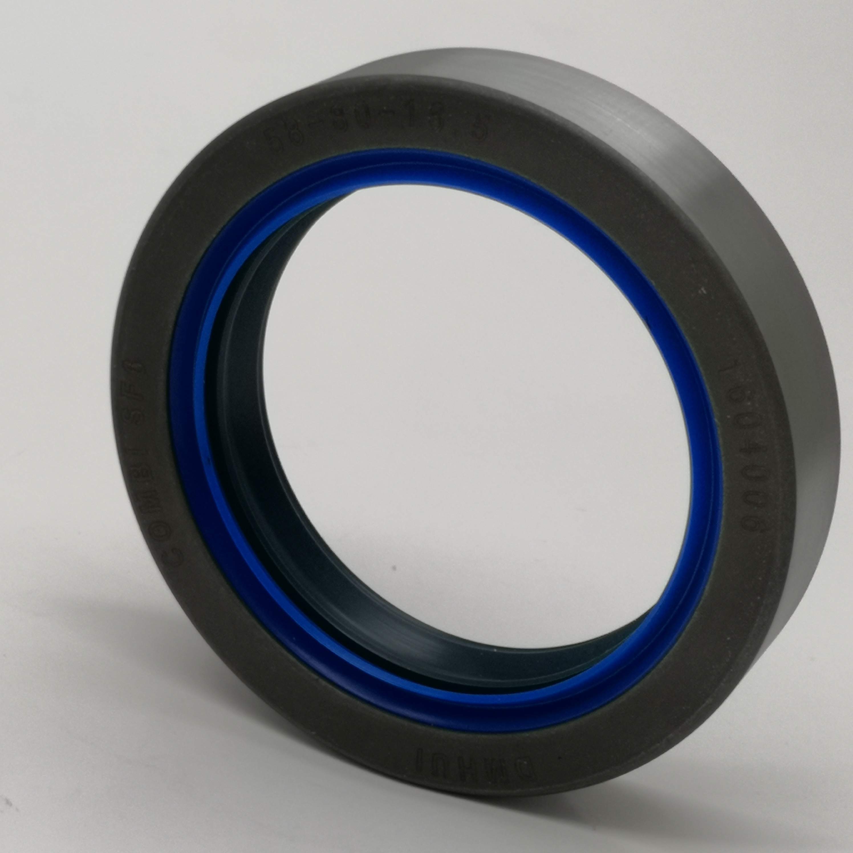 Chemical-Resistant Agricultural Machinery Oil Seals for Fertilizer Spreader Axle Sealing