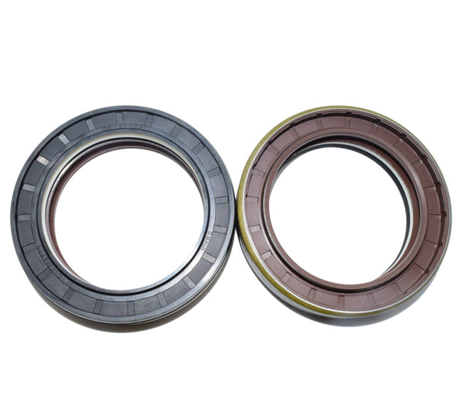 Long-Life COMBI Radial Shaft Seals for Farm Equipment In Stock