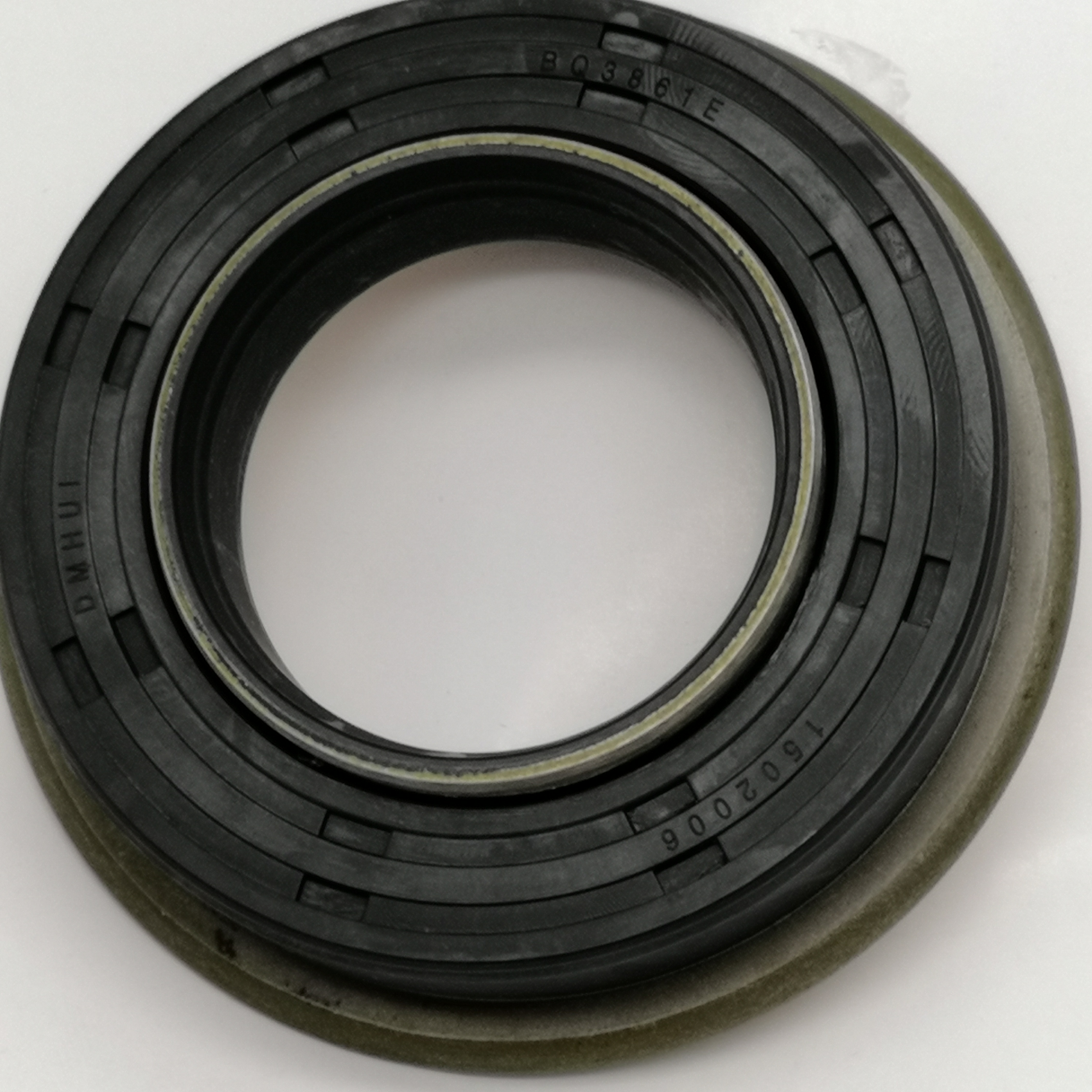 Oil Seal Heavy Duty Sealing Excavator Bucket Pin High-Pressure Application