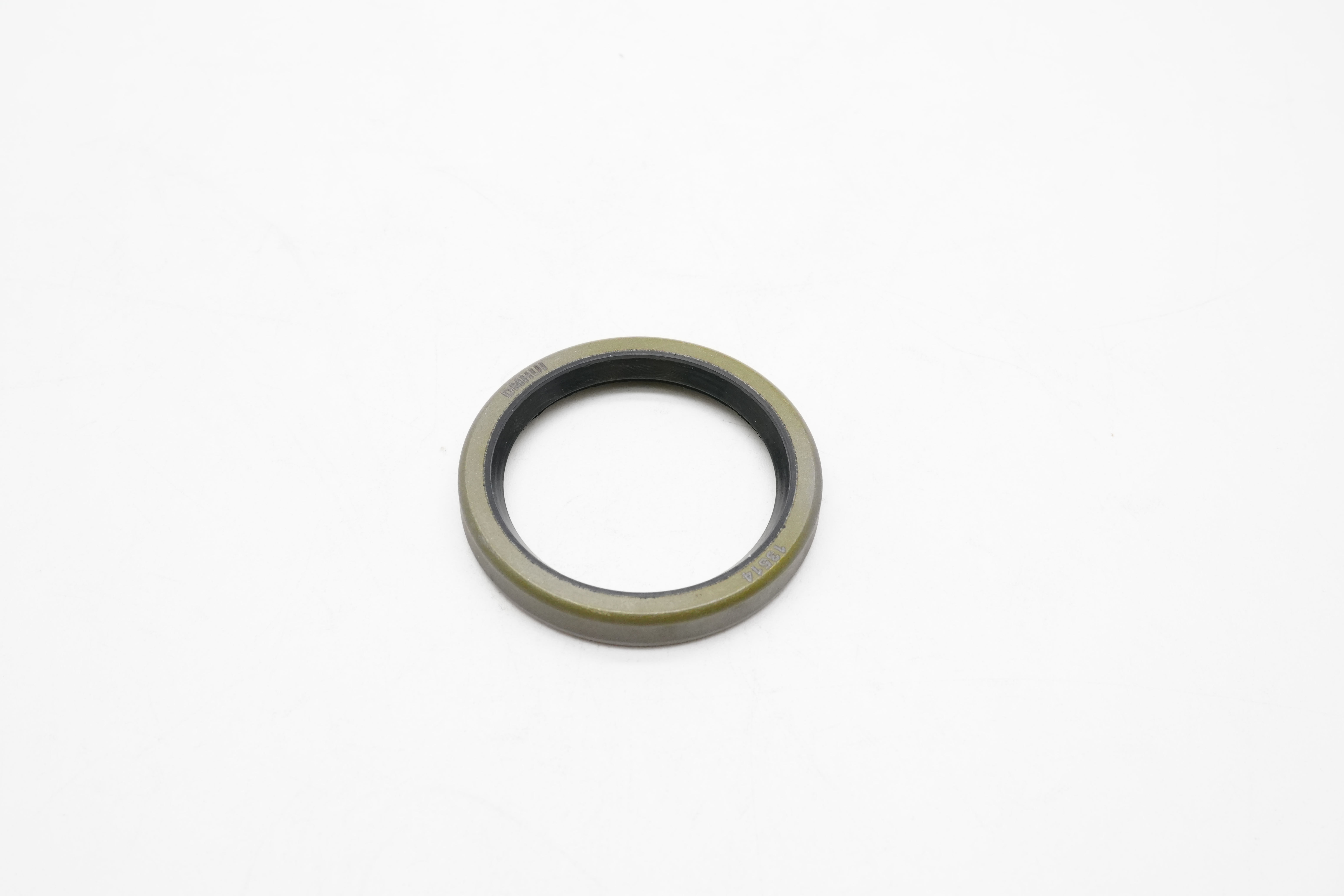 CR Seals’ Hydraulic Sealing Range: Axial, Metal Face & Rotary Shaft Seals for Forestry Equipment