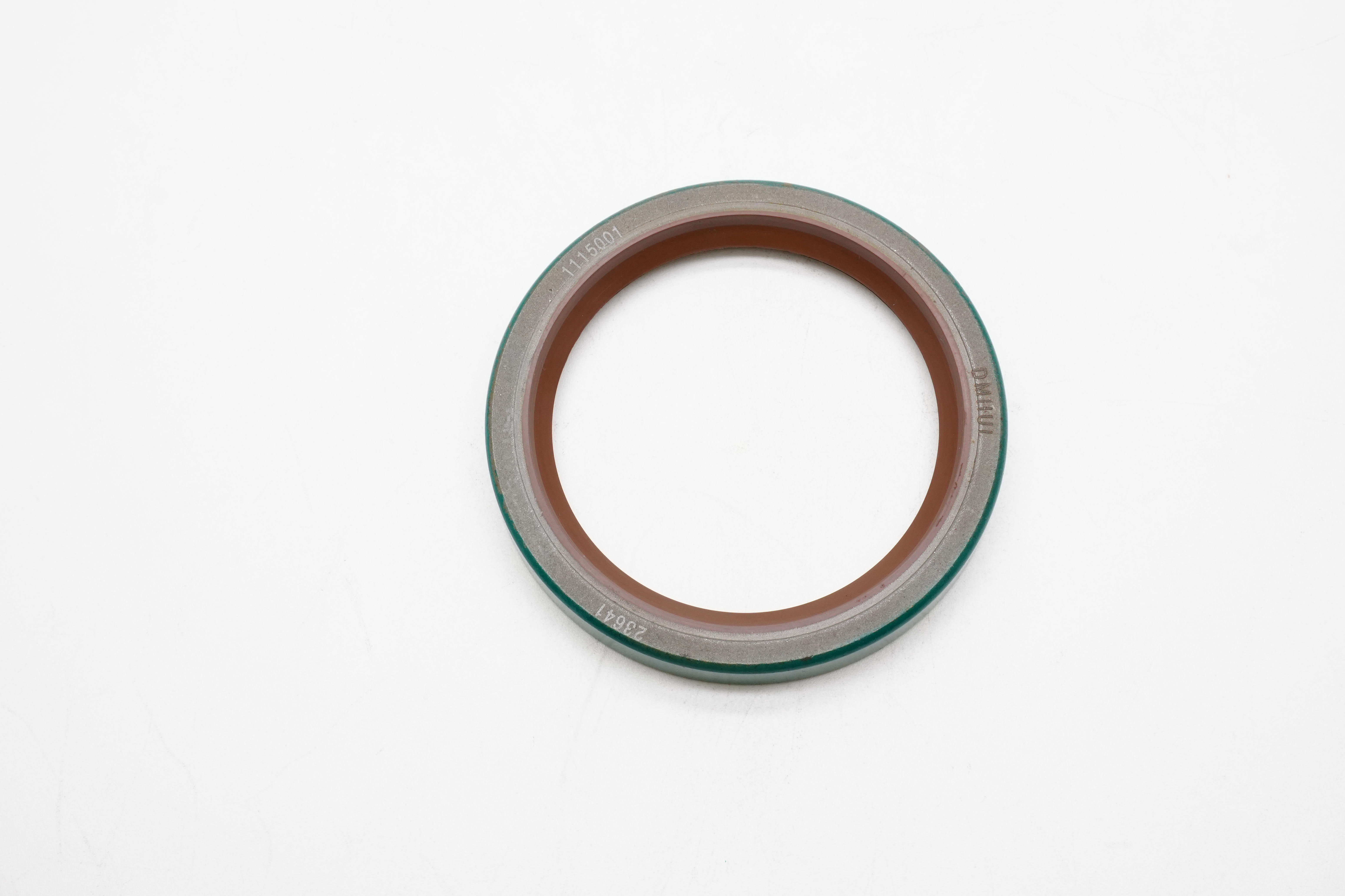 Heavy-Duty CR Seals | Hydraulic Rotary Shaft and Metal Face Sealing