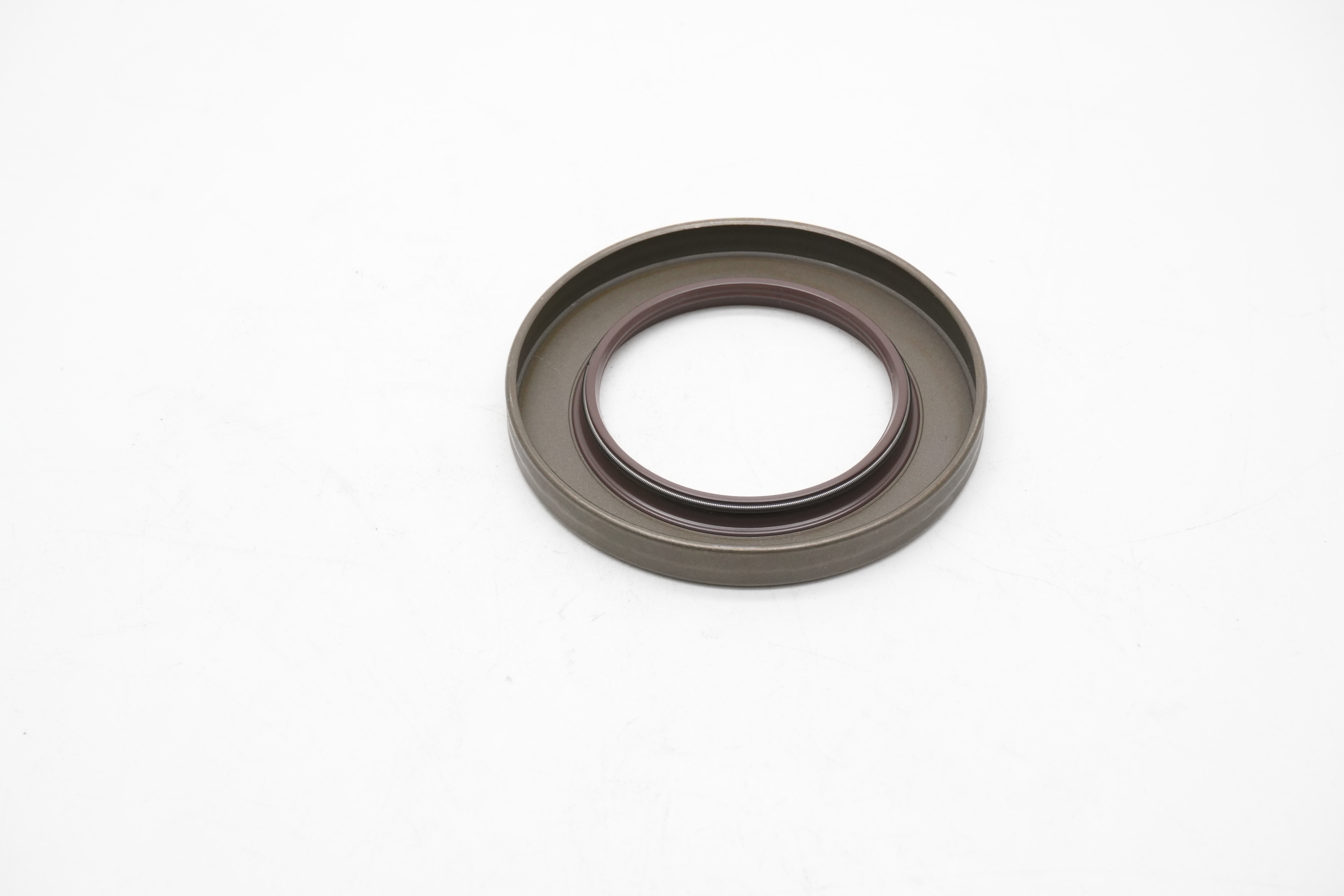 Industrial CR Seals for Hydraulic Systems | Axial and Rotary Shaft Reliability