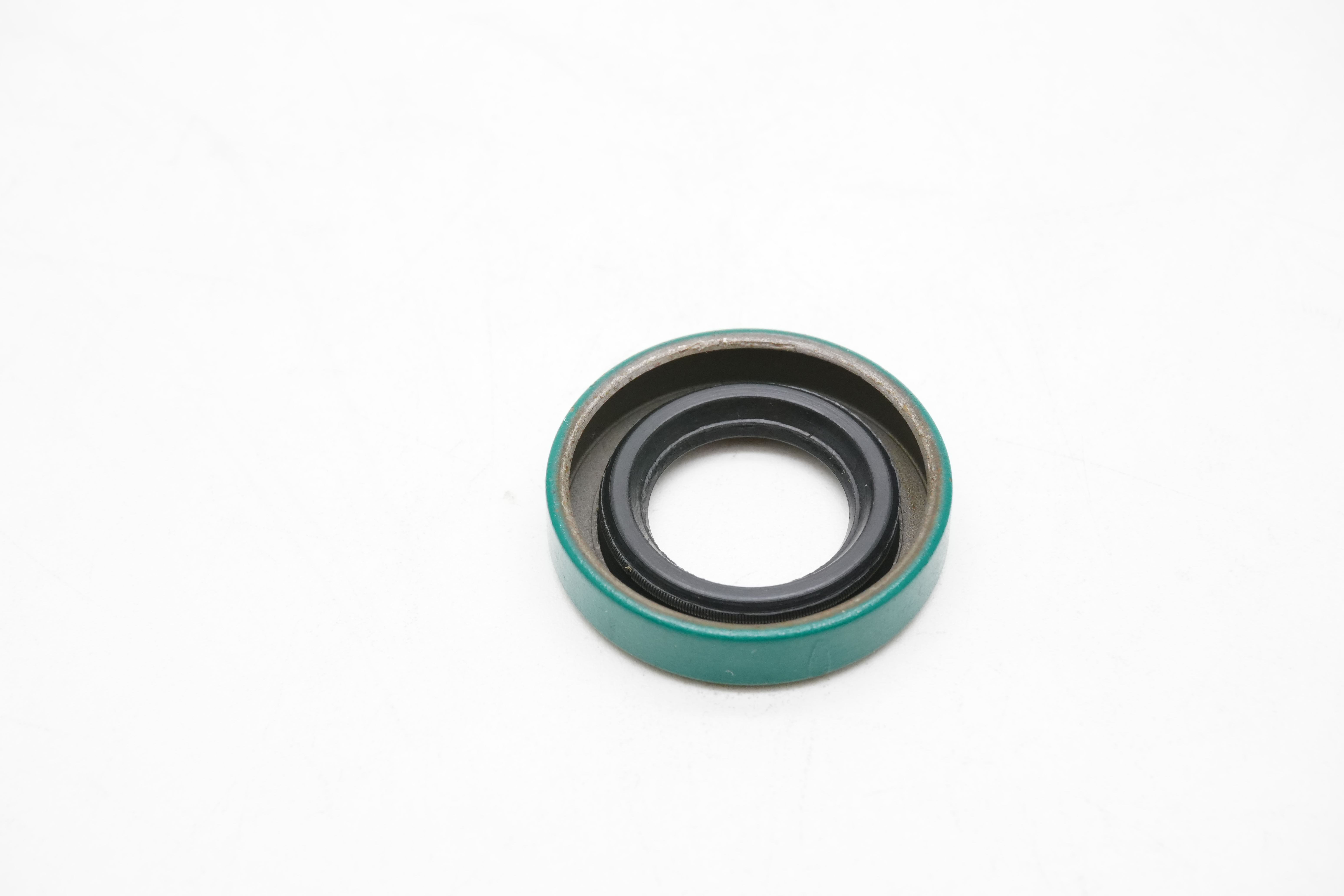CR Seals’ Sealing Solutions: Hydraulic & Metal Face Seals for Rotary Shafts in Harsh Environments